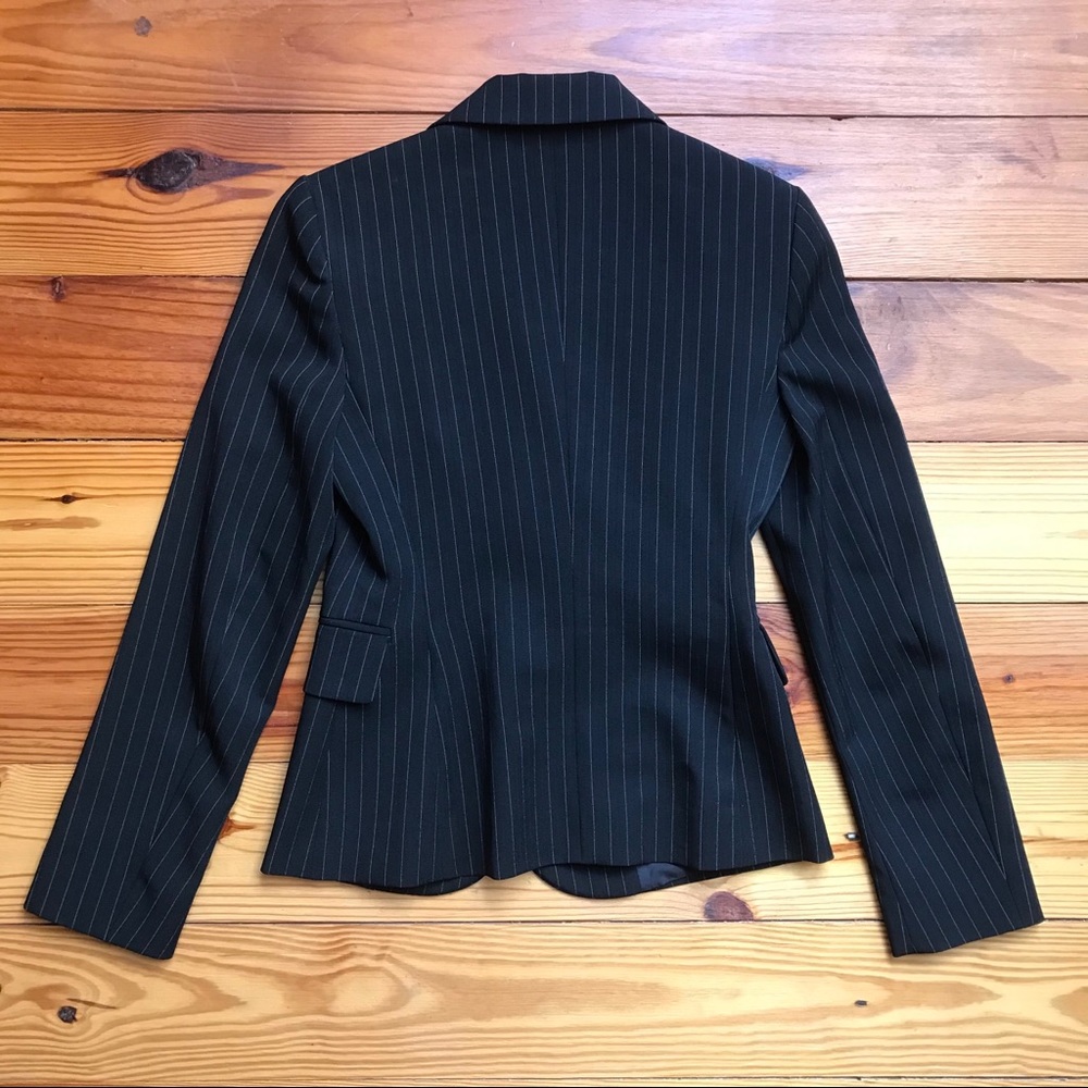 United Colors of Benetton Pinstripe Blazer, EUC S - Picture 12 of 15
